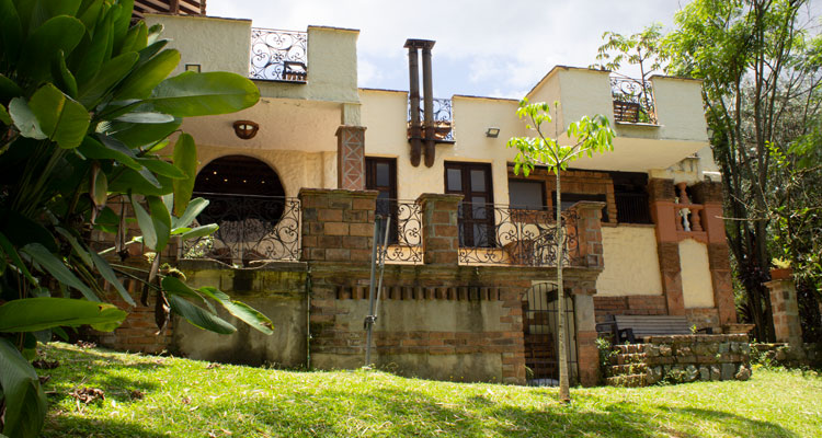 Casa del parque la Guayacana vista trasera