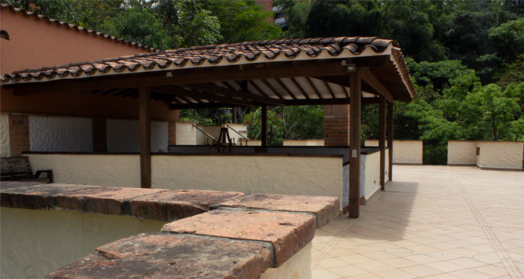 terraza parque la guayacana