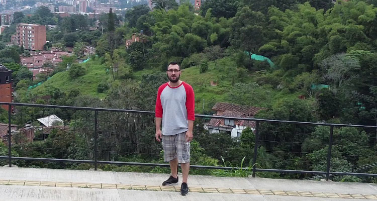 Andres de Envigado en Linea