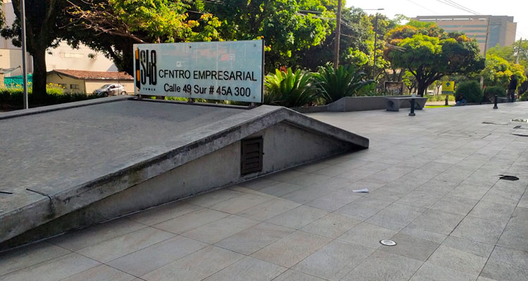 centro-empresarial-s48